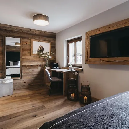 Vaya Post Hotel