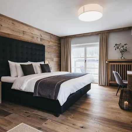 Vaya Post Hotel